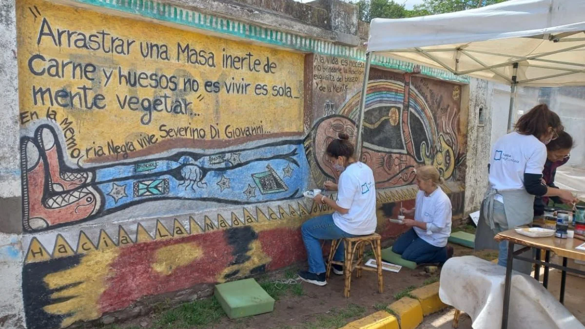 Demolieron los murales pintados por Santiago Maldonado