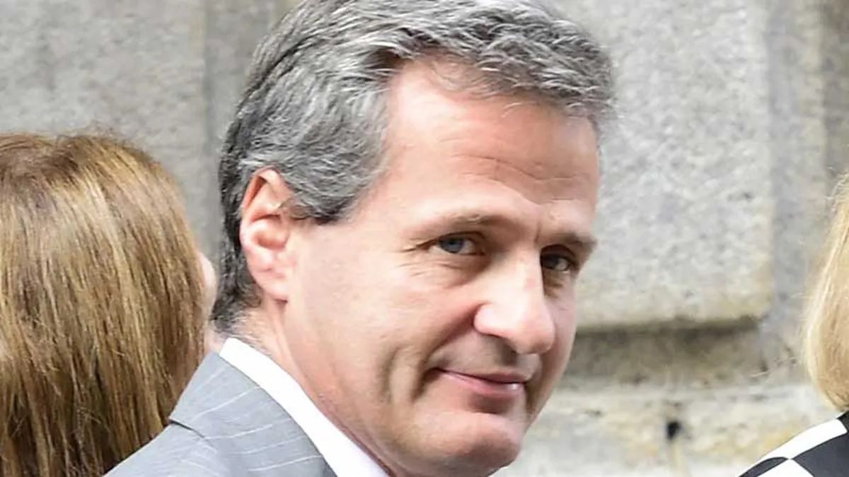 Ramiro González