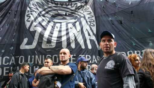Trabajadores del neumático paran por incumplimiento en el acuerdo paritario