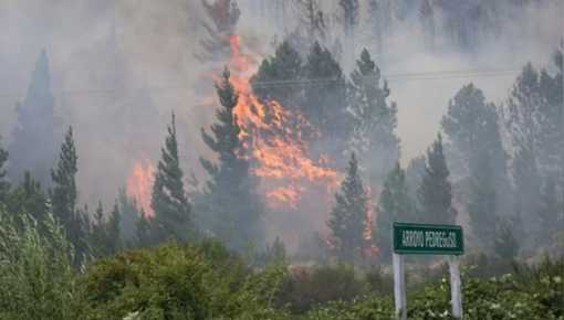 Incendio en Epuyén: ya se consumieron más de 3 mil hectáreas