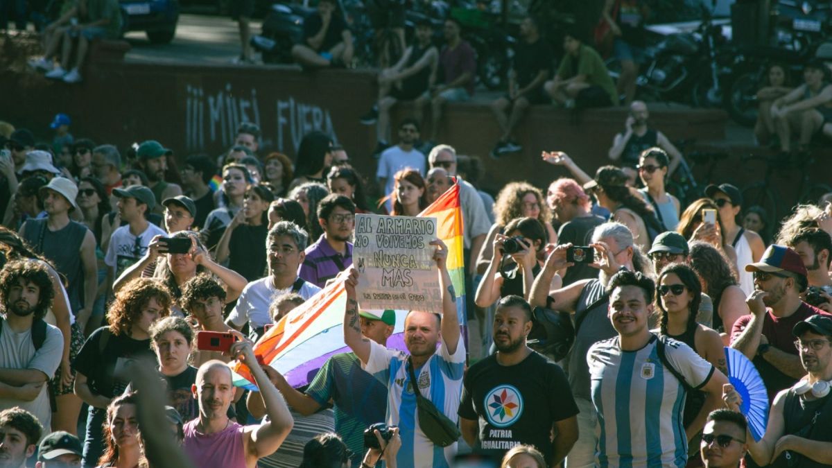 La comunidad LGBTIQ+ protagoniza la construcción del antifascismo como consigna popular
