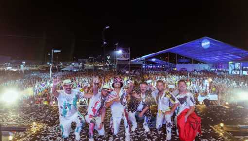 Los Tekis aprovechan el Carnaval para armar una gran fiesta