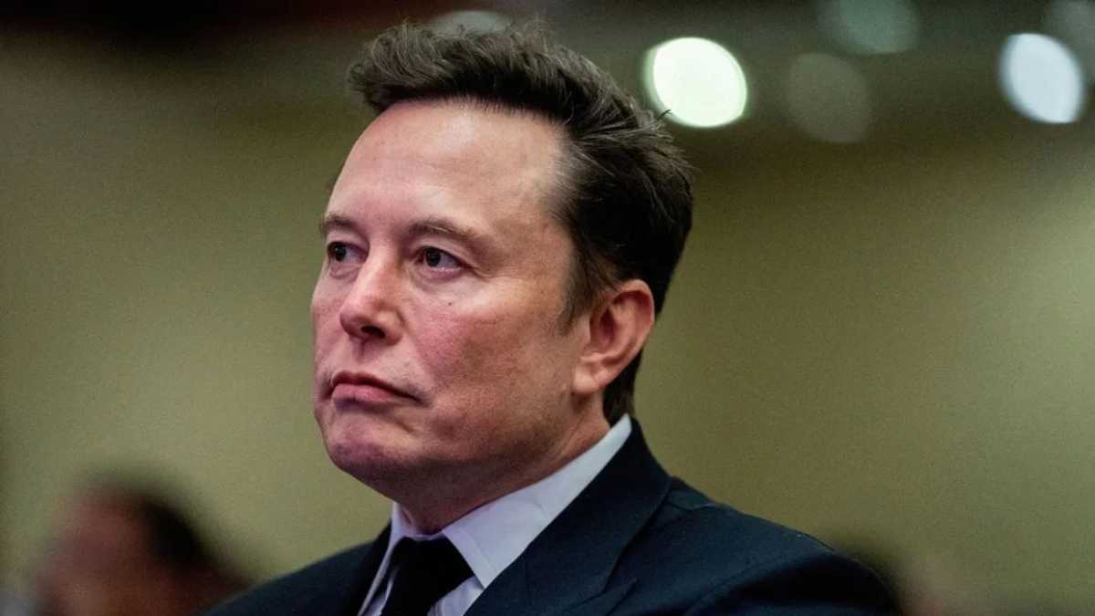 Demanda: la ex pareja de Elon Musk exige que reconozca a su hijo