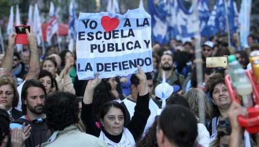 Anuncian paro docente en defensa de la educación pública
