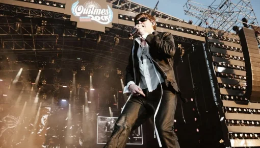 Lo hizo otra vez: Dillom cantó en un festival y fastidió a mileístas
