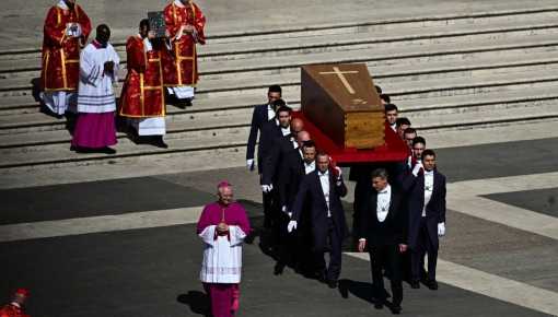 Una multitud despidió a Francisco en un emotivo funeral realizado en Roma