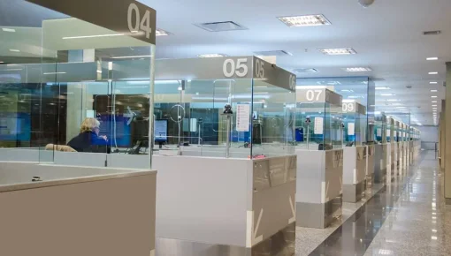 El Gobierno endureció por decreto los requisitos para migrantes 