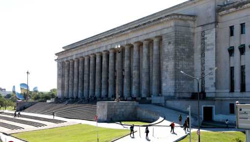 La UBA que Milei desfinancia es la única universidad latinoamericana en el top 100 mundial