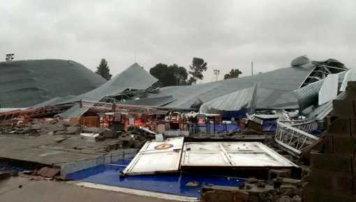 altText(Abandono: Milei vetó la lay de emergencia para Bahía Blanca)}