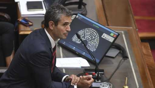 Acusan a Martín Menem de 