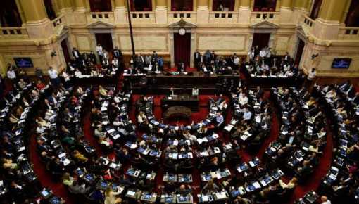 LLA mete presión para aprobar la reforma laboral y el Presupuesto 2026 antes de cerrar el año
