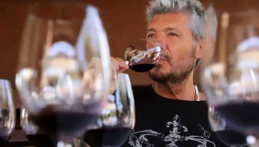 La dueña de un hotel demolió a Tinelli: 