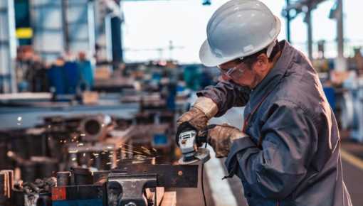 Cae el empleo formal y se achica el poder de compra del salario