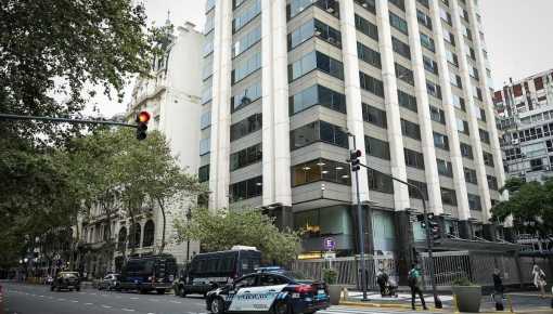 altText(Irán amenazó con atacar embajadas de Israel alrededor del mundo)}