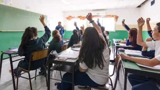 CABA: prohíben el uso de celulares en las aulas