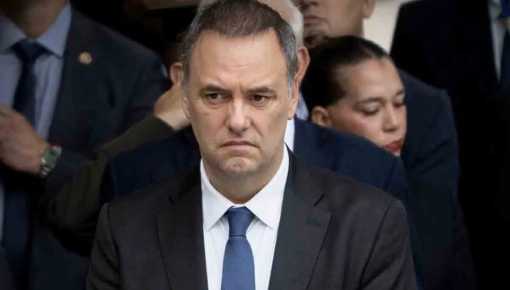 Más críticas a Adorni dentro de LLA: es 