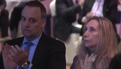 En medio del escándalo, Karina Milei lo bajó a Adorni de una reunión