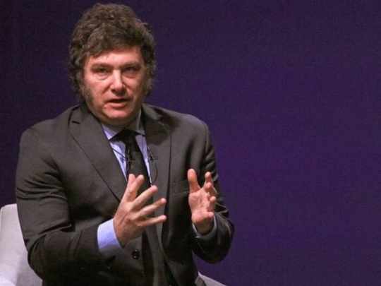 Milei, que no tiene gastos, comparó su sueldo con el de los rectores de las universidades