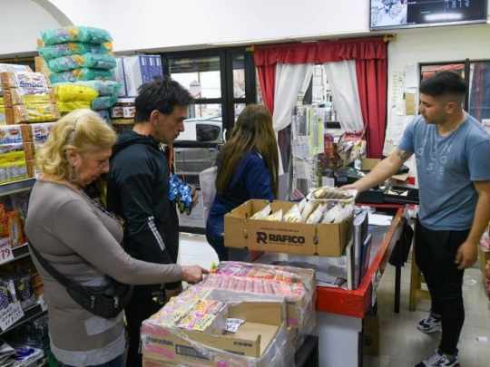 Las ventas minoristas bajaron 1,2% interanual en mayo