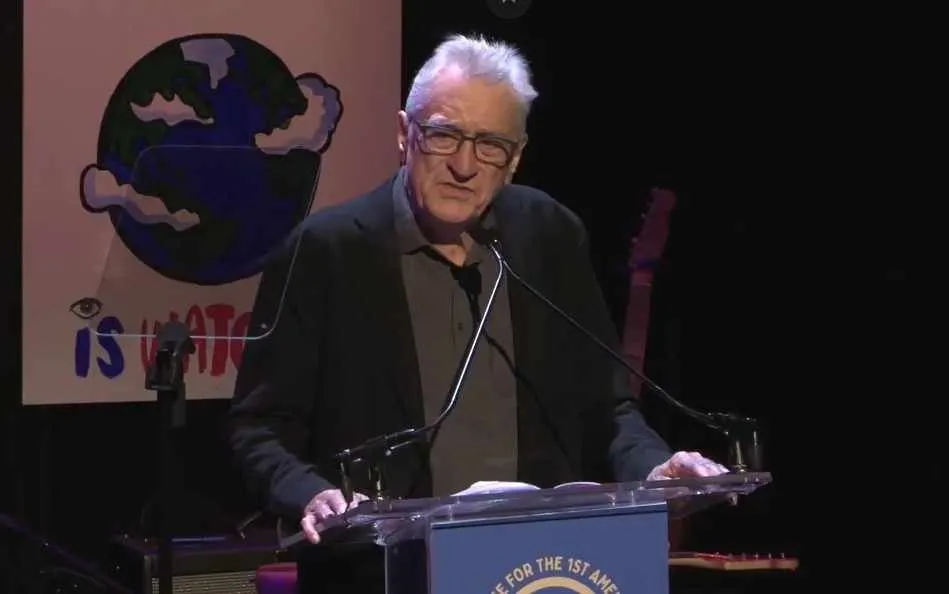 Robert de Niro este domingo 