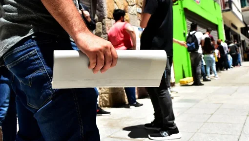 La pérdida de empleo registrado se profundiza