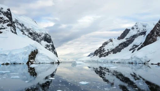La Antártida enfrenta un cambio sin precedentes: el deshielo avanza por un nuevo factor climático
