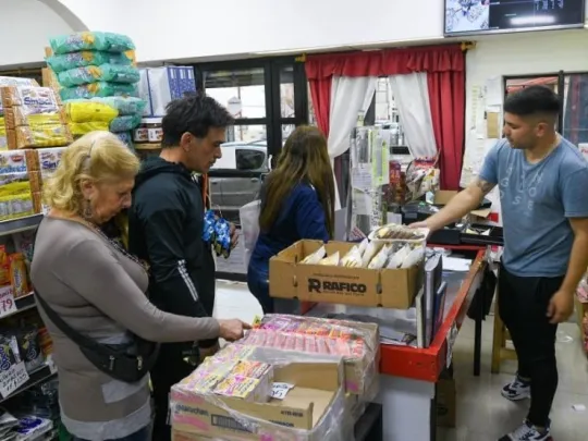Pymes: las ventas minoristas se retrajeron 3,8% en julio