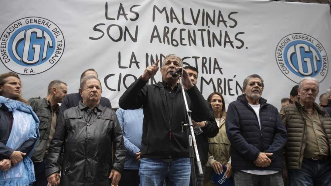 La CGT marchó en defensa de la industria nacional con duras críticas al Gobierno