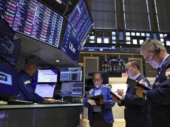 Volvió a subir el riesgo país y cerró cerca de los 600 puntos